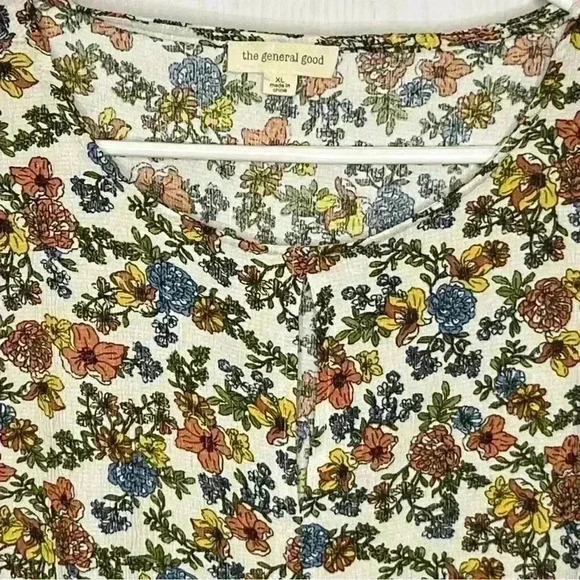 The General Good Shirt Women XL Cream With Floral Multicolor Short Sleeve NWOT - Picture 5 of 7